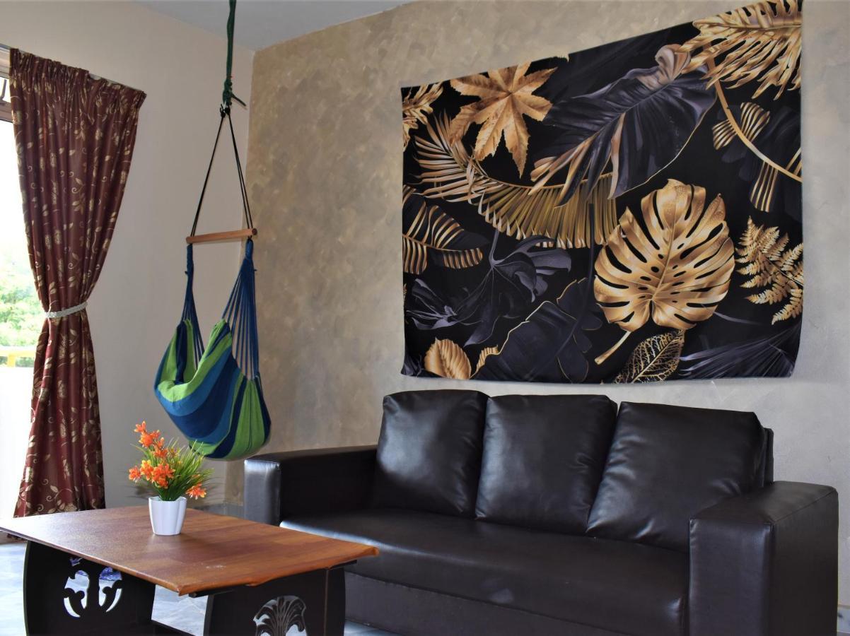 Purnama Homestay At Oceanview Resort Port Dickson Dış mekan fotoğraf